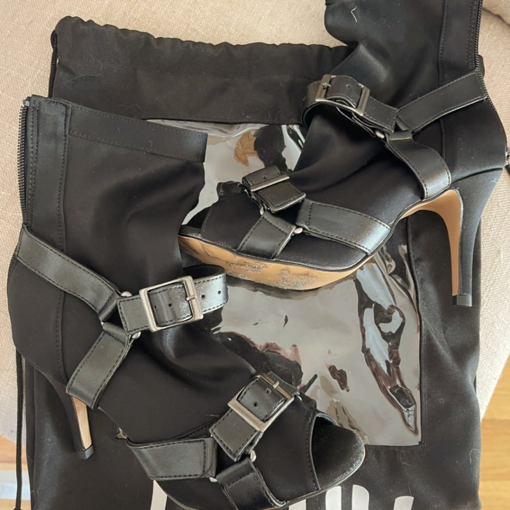 Burju dance heels